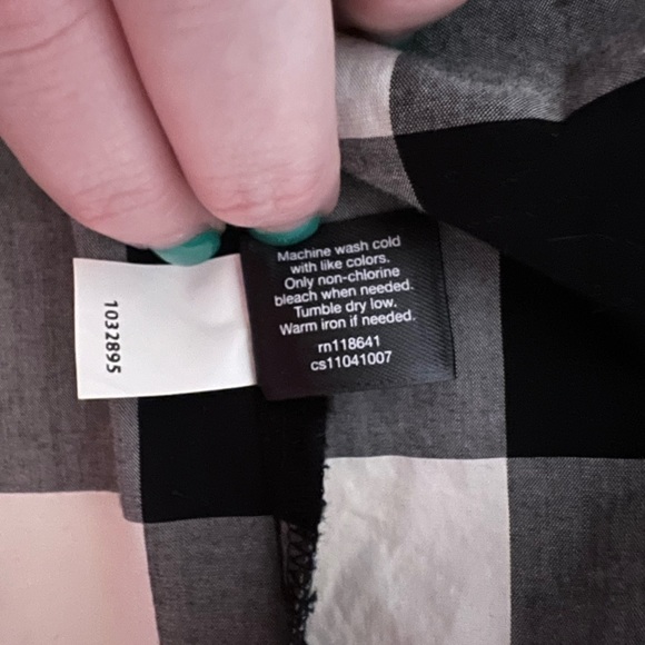 Lane Bryant Checkered Button-Up Shirt in Size 18 - Picture 6 of 6